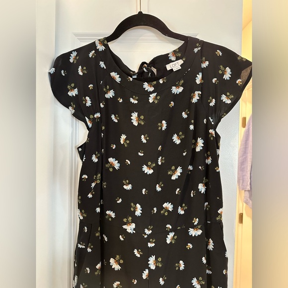 LOFT Lily Tie Back Jumpsuit - Size 4 - Picture 3 of 11